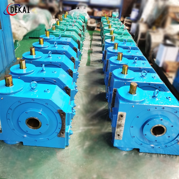 沧州德凯A225钢厂连铸机专用二次包络蜗杆减速机